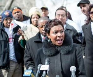 Yvette Clarke, oriunda de Brooklyn y quien representa el IX Distrito Electoral de Nueva York en la Cámara de Representantes de los Estados Unidos, afirmó en la conferencia de prensa del “Fin de semana de la compasión” que los conflictos pueden ser resueltos con amor y compasión. Foto: Dawn Rodriguez